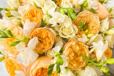 Güzel çiçek kompozisyon