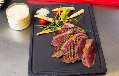 Restoran yemek pişirme işlemi