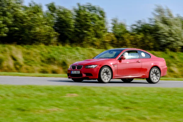 Bmw M3 e92 yarış pistinde