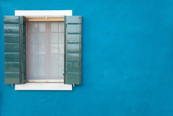 Kilátás nyílik egy erkély, Burano szigetéről, Velence — Stock Fotó