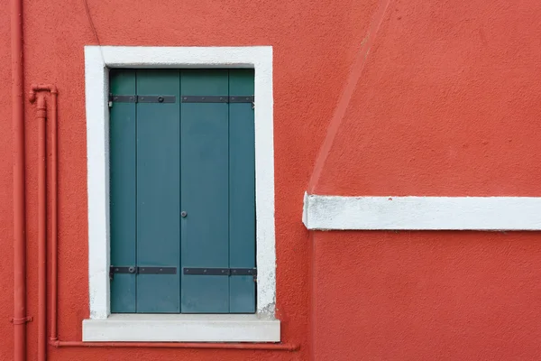 Деталь тісні балкон з Burano острова, Венеція — стокове фото