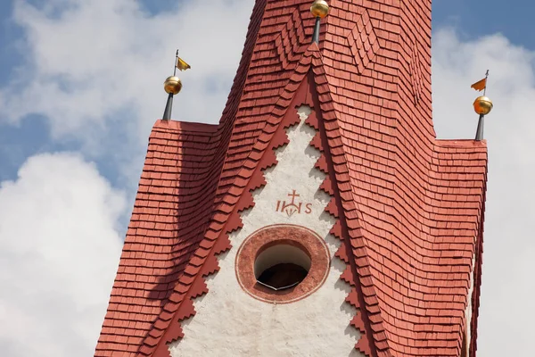 Selva Val Gardena Daki Kilisenin Çan Kulesinin Dolomitler Bölgesine Özel — Stok fotoğraf