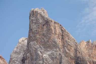 İtalya 'da dikey Dolomitlerin duvarının ayrıntıları