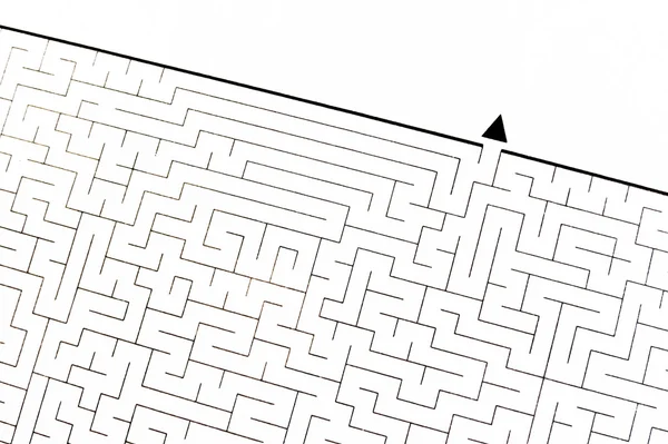 (Kaba kağıt ile dokulu problem çözme olarak labirent)