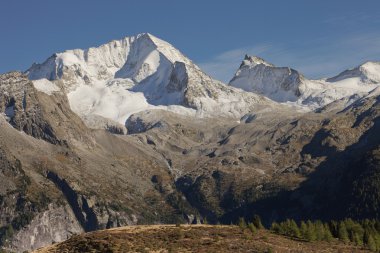 kar sonbaharda Reintal, İtalyanca Alps, tam Hochgall