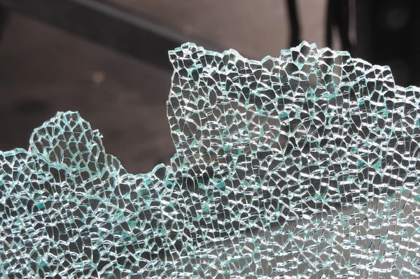 Unzerbrechliches Glas durch Crash beschädigt — Stockfoto