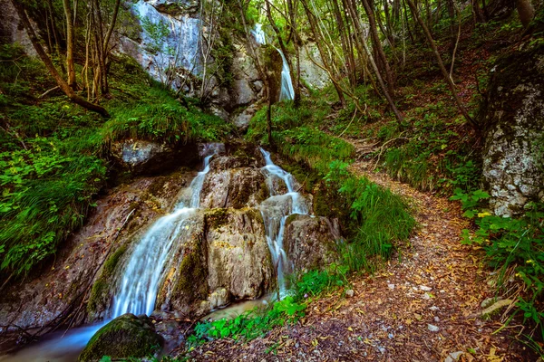 Sopote orman şelale