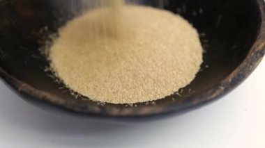 Rustik dökme amaranth yakın çekim Isolated kase
