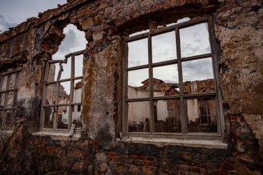 İspanya 'da terk edilmiş eski madencilik operasyonları