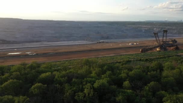 Flygfoto Över Hambacher Skogen Och Bakgrunden Den Närliggande Dagbrott Hambach — Stockvideo