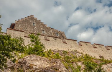 Laufen-Uhwiesen 'deki Laufen Şatosu' nun detaylı görüntüsü.