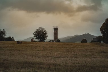 Almanya 'nın eski iç sınırındaki Alfa Noktasında Gözlem Kulesi