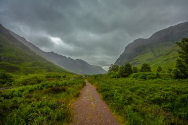 tipik İskoç dağlık manzara