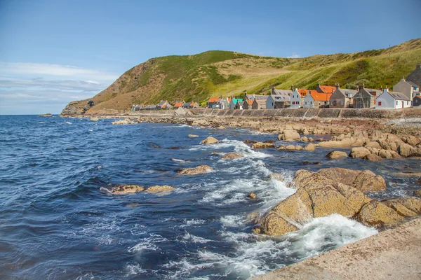 Crovie küçük kıyı köy — Stok fotoğraf