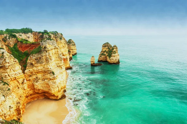 Skaliste wybrzeże Algarve, Południowa Portugalia — Zdjęcie stockowe