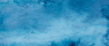 Zarif mavi gri çatlamış çimento duvar arka planı, grunge su dalgalı mermer tahıl soluk desenli taş yinelemesi