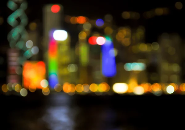 Hong kong cityscape Deniz Manzaralı alacakaranlık zaman, bulanık fotoğraf bokeh