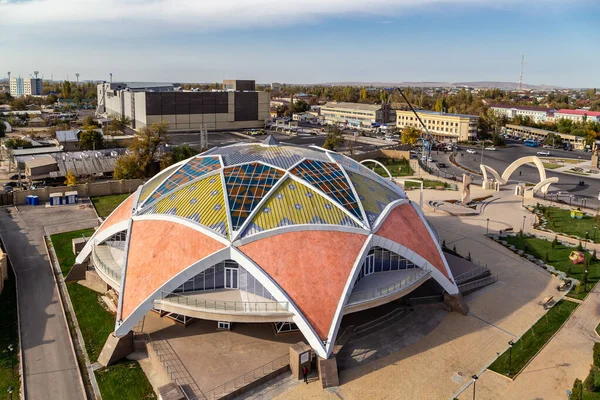 23 Ekim. 2018. Taraz şehrindeki Dostluk Evi 'nin manzarası. Antik Taraz 'ın tarihi ve kültürel merkezi Kazakistan' da 20 Kasım 2016 'da açıldı..
