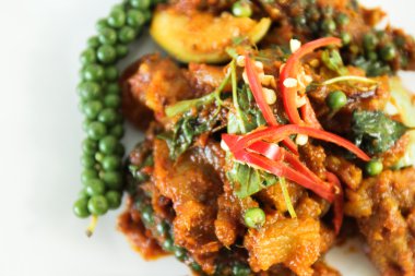 Masanın üzerine Tayland gıda