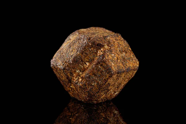 Granada Mineral Pedra Macro Fundo Preto Close — Fotografia de Stock