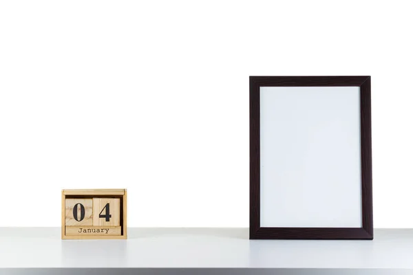 Calendario Madera Enero Con Marco Para Foto Mesa Blanca Fondo — Foto de Stock