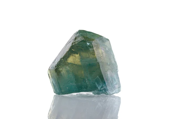 Pietra Macrominerale Apatite Sfondo Bianco Primo Piano — Foto Stock