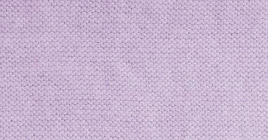 Koyu mor zigzag desenli zengin bir kumaş deseni. İç dekorasyon, moda veya tekstil projeleri için mükemmel..