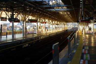 Sabah taze tren istasyonu platformu