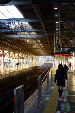 Sabah taze tren istasyonu platformu