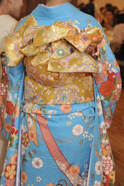 Attending Sister Wedding Sister Kimono Back Annoying — Stock Photo, Image