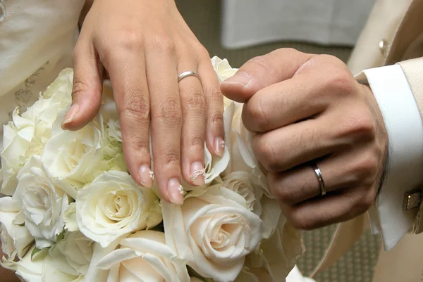 Amor eterno, a imagem nupcial da noiva e do noivo — Fotografia de Stock