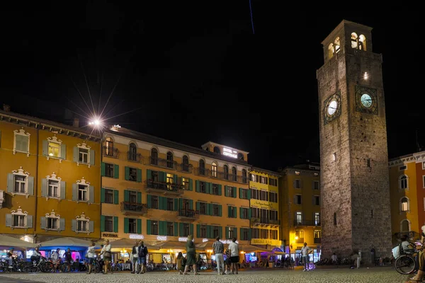 Riva Del Garda Itália 2021 Torre Cidade Torre Apponale Noite — Fotografia de Stock