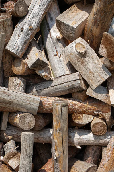 Wall firewood , Background of dry chopped firewood logs in a pile. — Stock Photo, Image