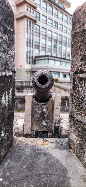 Top günümüzde dayanıklılığını gösteriyor.