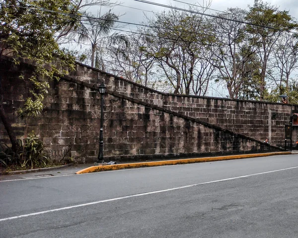 Duvarların zamana dayandığı ve bu günümüzde dayanıklılığını gösterdiği yer..