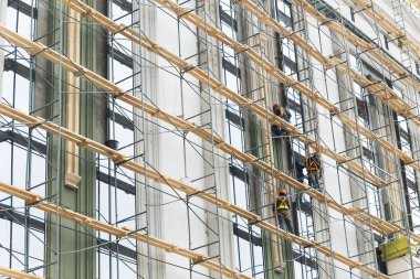 bina inşaat iskele ile