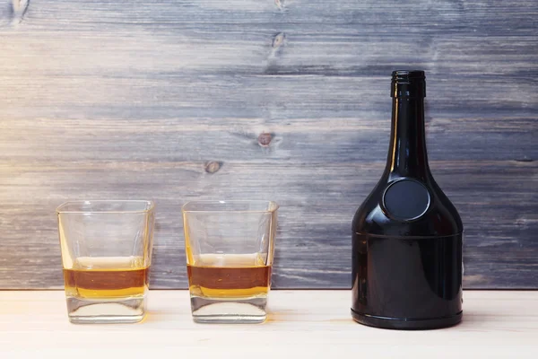 Dois copos de álcool — Fotografia de Stock