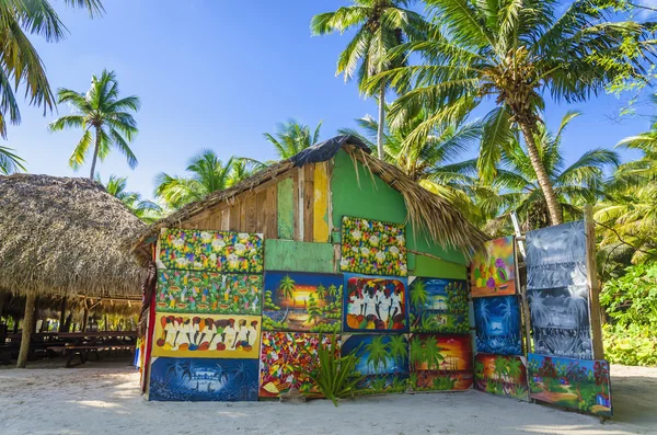 Renkli Hediyelik eşya ile durak