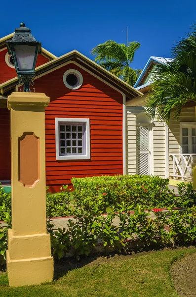 Casas coloridas de madeira — Fotografia de Stock