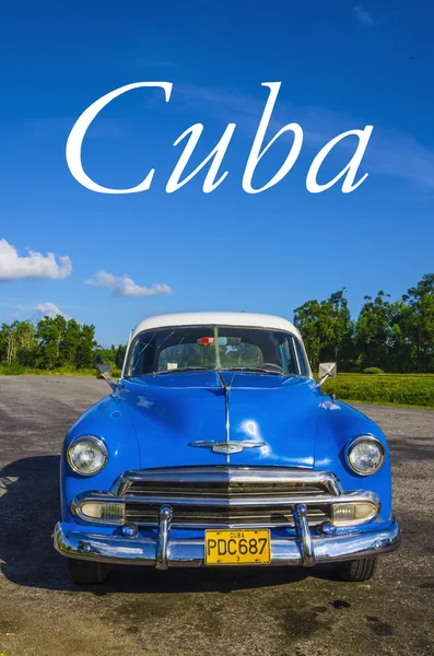 Coche azul americano en La Habana — Foto de Stock