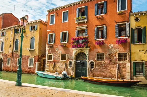 Houses of the Grand Canal — Stock Photo, Image