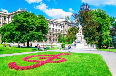 Viyana'da besteci Wolfgang Mozart heykeli