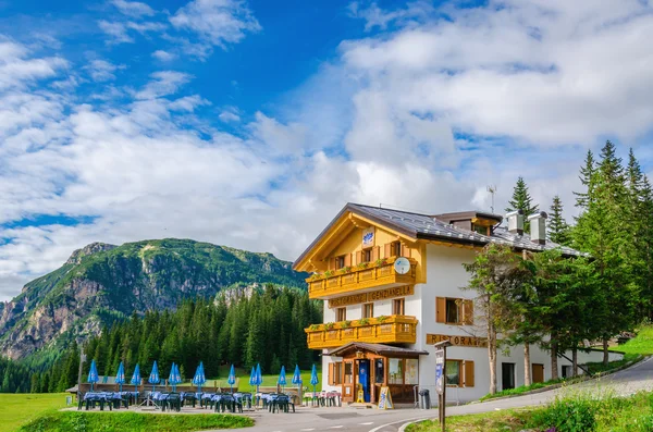 Shelter from the outside restaurant in Italy