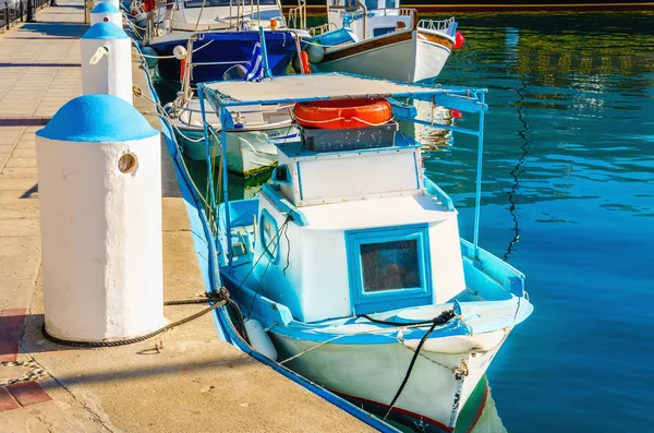 Small boat painted in blue and white — Stock Photo, Image