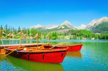Dağ gölü Strbske Pleso Slovakya, Europe