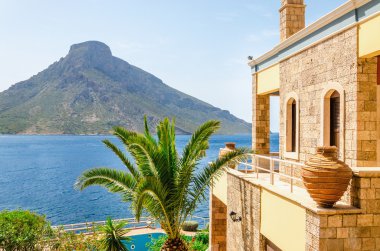 Uzaktan Yunan Adası üzerinden tipik residence, Yunanistan