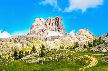 Monte Averau mointain Dolomites, Kuzey İtalya içinde