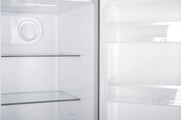 Frigorífico Novo Isolado Fundo Branco Cozinha Moderna Eletrodomésticos Principais — Fotografia de Stock