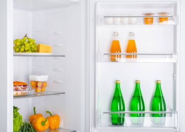 buzdolabı taze meyve ve sebze, sağlıklı gıda arka plan, organik beslenme, sağlık, diyet kavramı tam açık