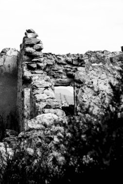 İspanya 'da terk edilmiş bir ev.